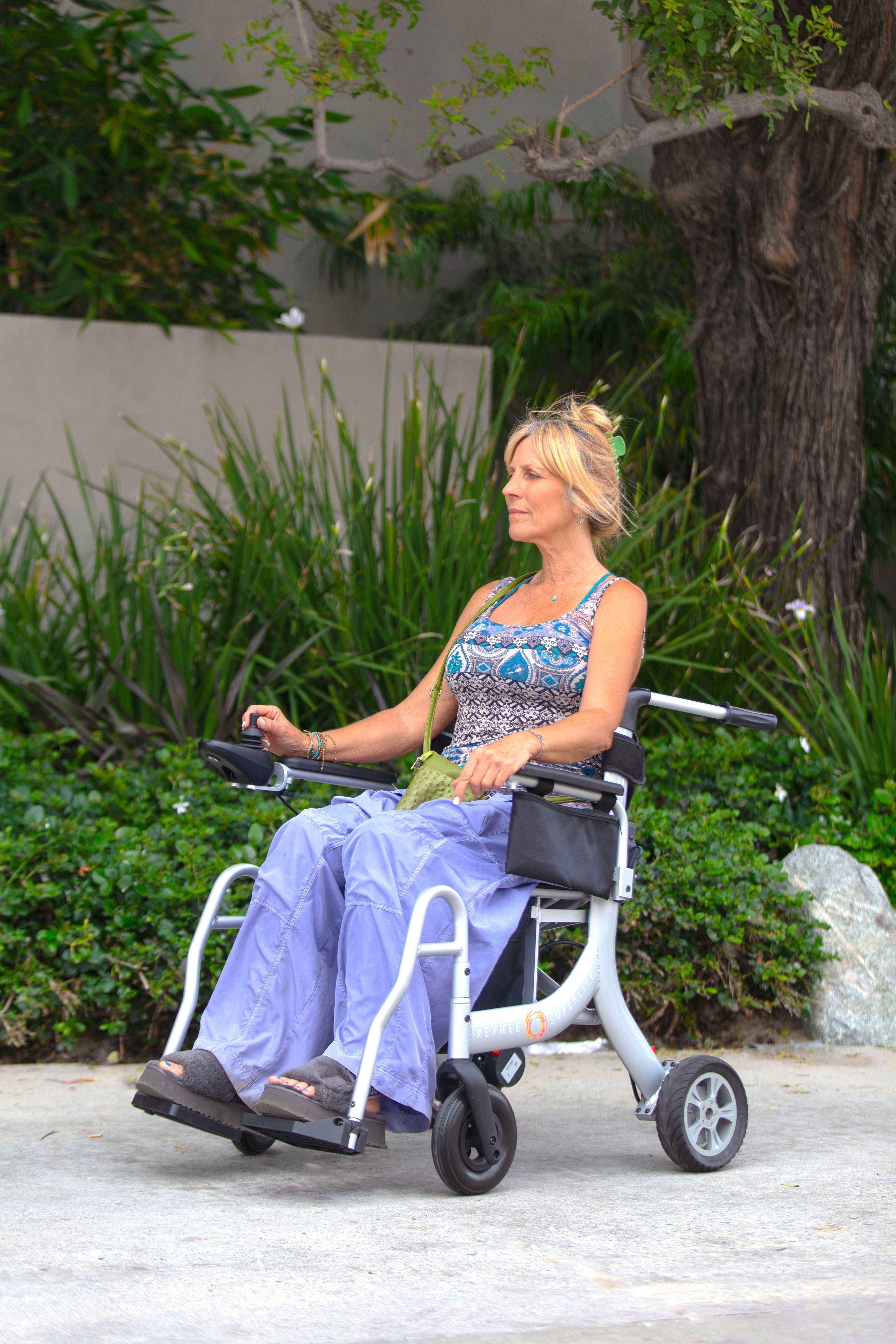 REYHEE Superlite (XW-LY001-A) Foldable Wheelchair reyhee.com